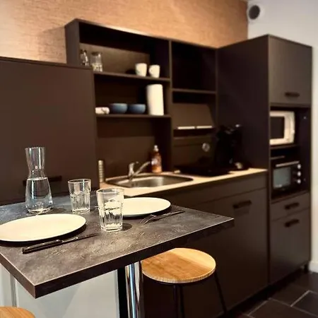 아파트 Studio Renove Avec Terrasse 로안